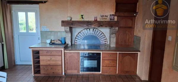 Vente                                                      Maison
                        
                     8 pièces                      273 m2                     à Saint-Laurent-Nouan