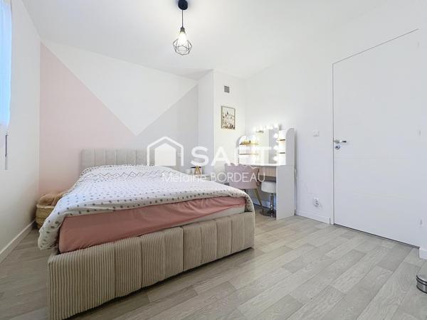 Maison récente, 5 chambres écoles et commerce à pied