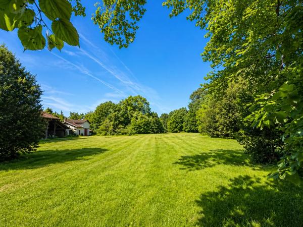 Villa de maître en vente 8 pièces sur 12158 m² à Salles