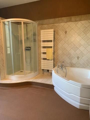 Villa de maître en vente 8 pièces sur 12158 m² à Salles