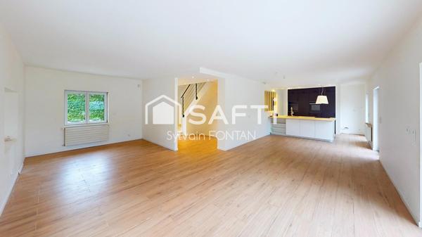 GRANDE MAISON FAMILIALE PROCHE DU CENTRE DE DOUVAINE