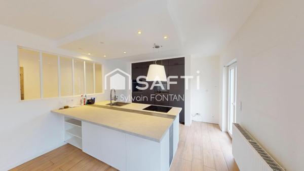 GRANDE MAISON FAMILIALE PROCHE DU CENTRE DE DOUVAINE