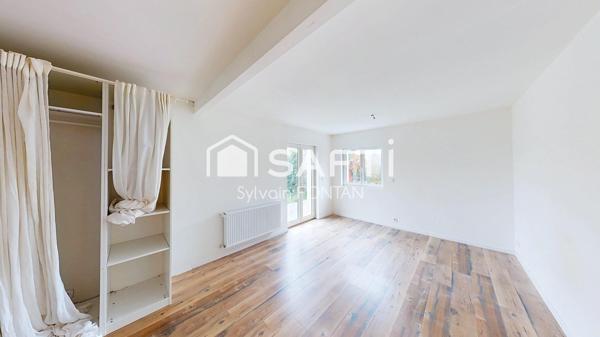 GRANDE MAISON FAMILIALE PROCHE DU CENTRE DE DOUVAINE