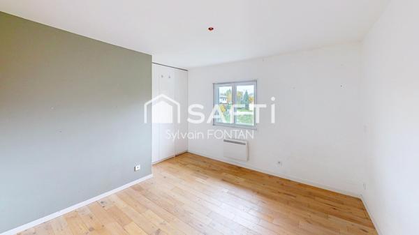 GRANDE MAISON FAMILIALE PROCHE DU CENTRE DE DOUVAINE