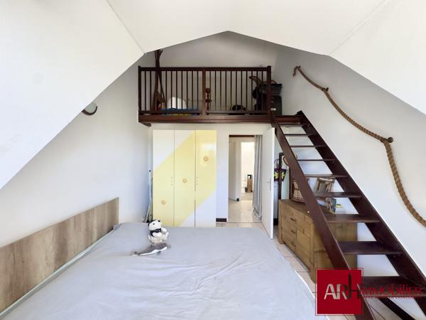 A VENDRE MAISON T3/4 EN DUPLEX – JARDIN AVANT/ARRIÈRE – AUCUN VIS-À-VIS – CALME ABSOLU – MONTGAILLARD