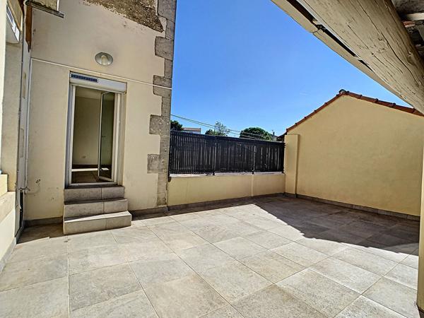 Appartement 3 pièces avec grande terrasse à Salon-de-Provence - Rare sur le marché !
