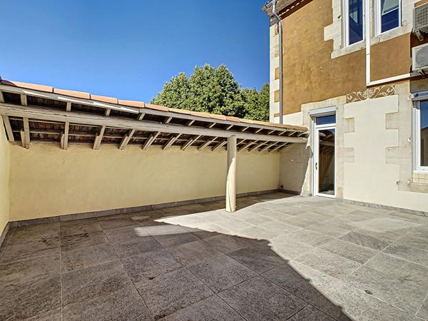 Appartement 3 pièces avec grande terrasse à Salon-de-Provence - Rare sur le marché !