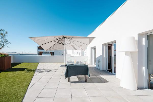 Appartement T5 de 121 m² — terrasse de 50 m² — Lagord