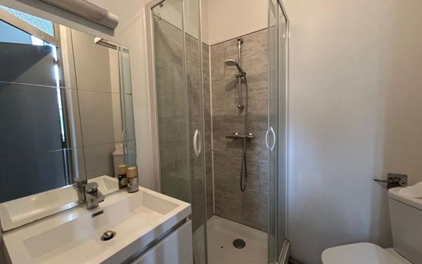 Appartement à louer    3 pièces •  Vienne