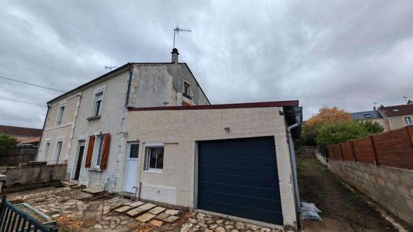 EN VENTE FOURCHAMBAUT CENTRE Maison avec 2 chambres possible plus terrain