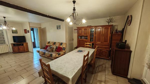 EN VENTE FOURCHAMBAUT CENTRE Maison avec 2 chambres possible plus terrain