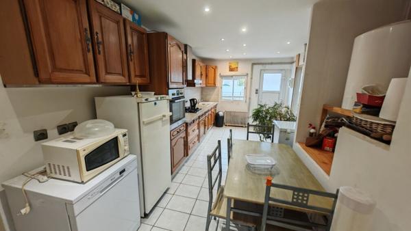 EN VENTE FOURCHAMBAUT CENTRE Maison avec 2 chambres possible plus terrain