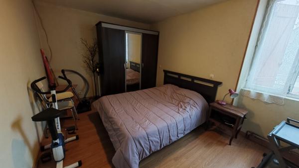 EN VENTE FOURCHAMBAUT CENTRE Maison avec 2 chambres possible plus terrain