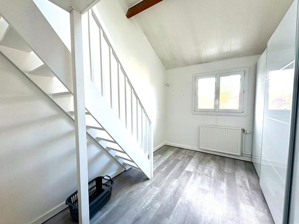 Charmante maison 5 pièces à vendre à Eragny sur Oise - 349 000 € 349 000 € **  - Référence  8441