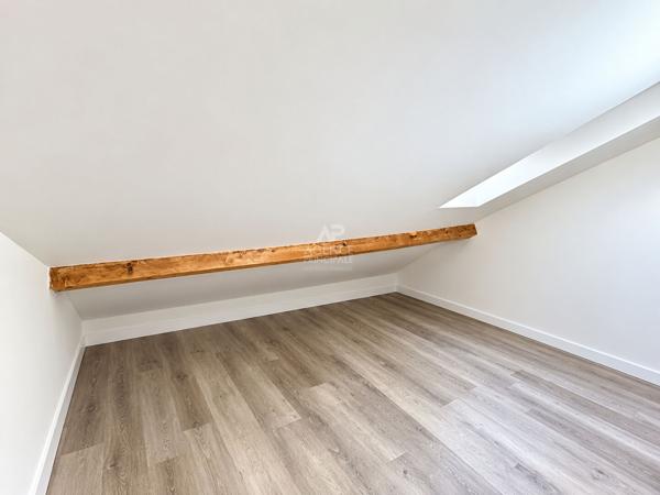Charmante maison 5 pièces à vendre à Eragny sur Oise - 349 000 € 349 000 € **  - Référence  8441