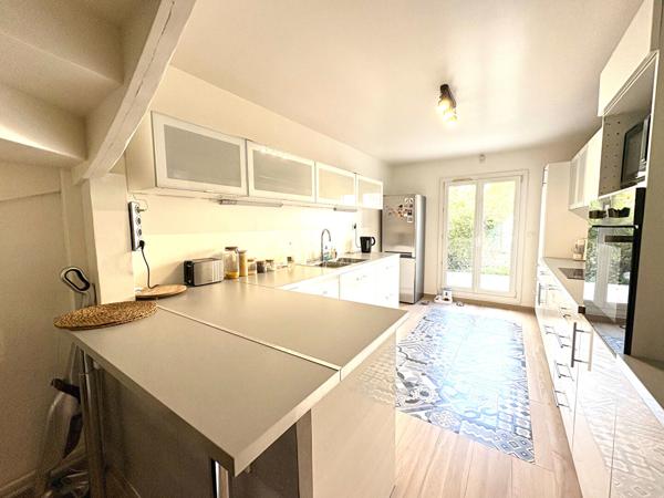 Charmante maison 5 pièces à vendre à Eragny sur Oise - 349 000 € 349 000 € **  - Référence  8441