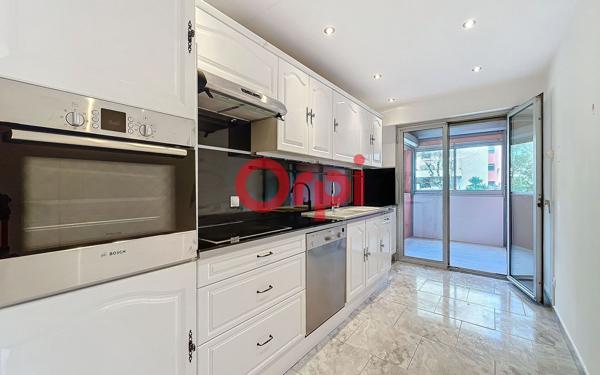 Appartement à vendre    4 pièces • 87,50 m2 Sainte-Maxime