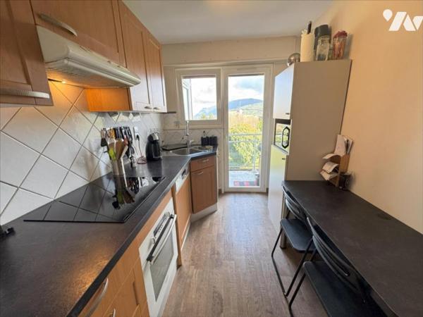 APPARTEMENT TYPE 4 / BALCONS / PARKING / CAVE