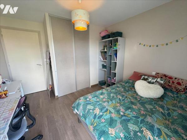 APPARTEMENT TYPE 4 / BALCONS / PARKING / CAVE