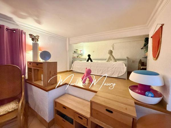 Appartement à vendre 4 pièces de 146 m²