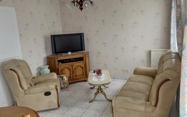 Maison à vendre    4 pièces •  Démouville