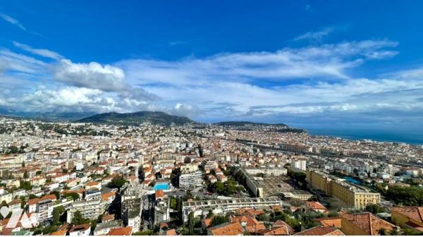 Parc Impérial - 6P dernier étage avec toit terrasse