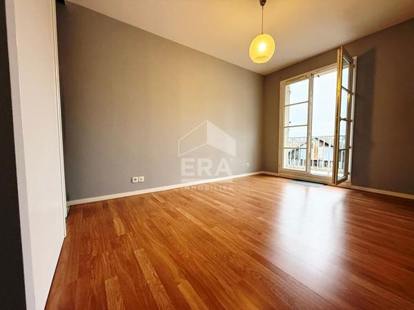 Appartement Brie Comte Robert 4 pièces - 75.02 m2