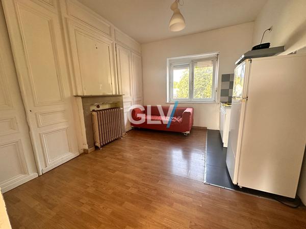 Maison 1930 en semi-plein-pied + Garage 4 voitures , Ronchin