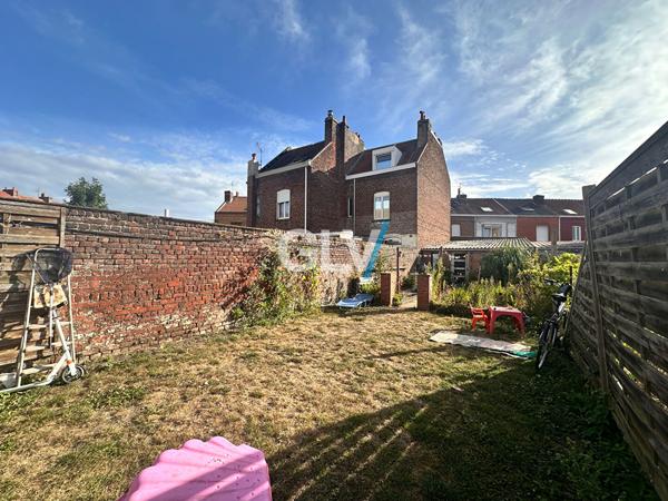 Maison 1930 en semi-plein-pied + Garage 4 voitures , Ronchin