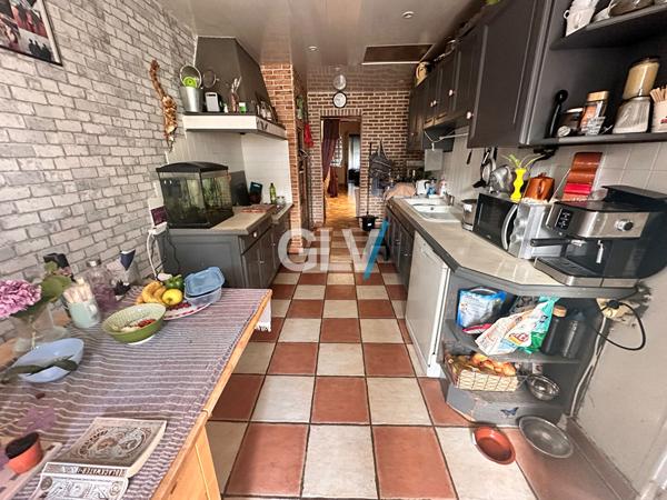 Maison 1930 en semi-plein-pied + Garage 4 voitures , Ronchin