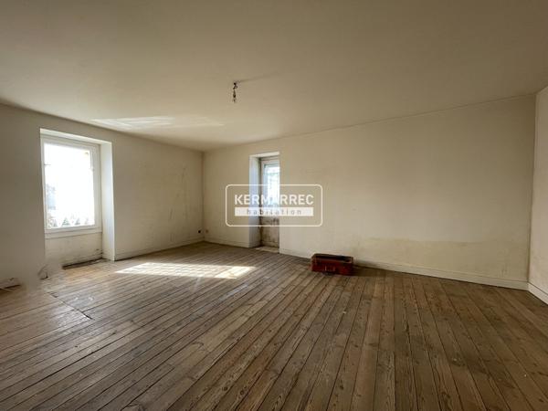 Maison 5 pièces – 103 m² environ à Saint-Joachim (ref : 78835M)