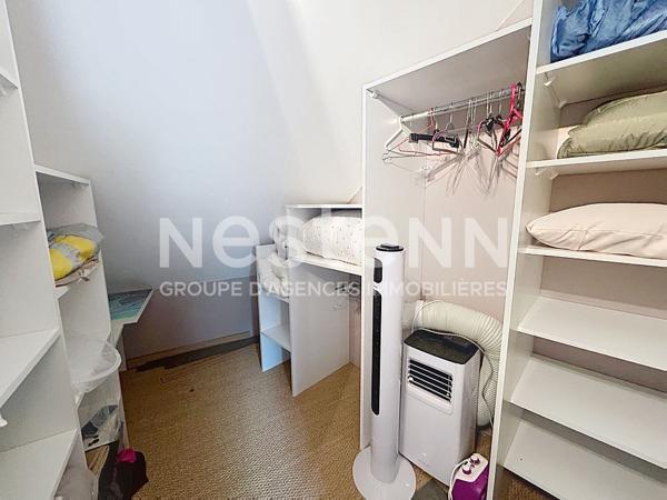 Maison atypique avec vue exceptionnelle sur les hauteurs d 'Allassac -3 chambres - sous-sol - garage - piscine -