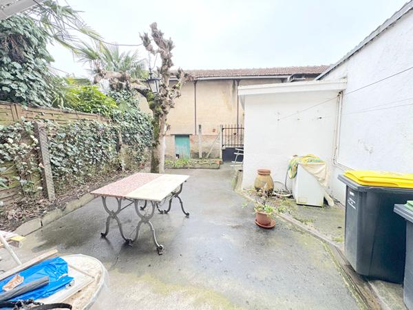 A VENDRE : PAMIERS MAISON DE VILLE  DE 110M2 AVEC TERRASSE