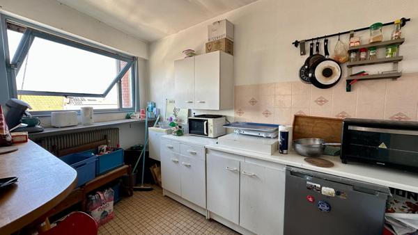 Appartement T1 – 37 m² – Dernier étage – Lille Quai du Wault / Citadelle – Toiture neuve votée