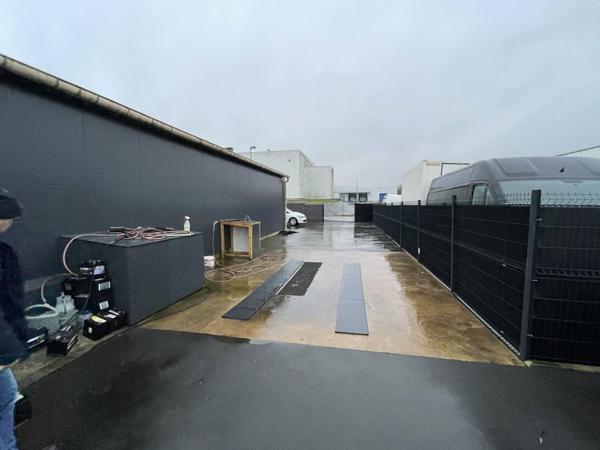 Local d'activites 420 m² à vendre DOMLOUP (réf : 35.7063)