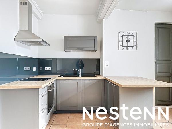 A vendre : Charmante maison de village avec cour intérieure LA ROCHE VINEUSE