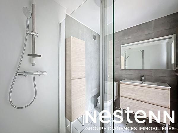 A vendre : Charmante maison de village avec cour intérieure LA ROCHE VINEUSE