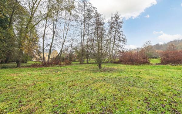 Maison à vendre    8 pièces •  Bruyères-et-Montbérault