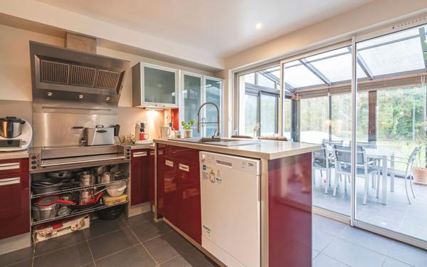 Maison à vendre    8 pièces •  Bruyères-et-Montbérault