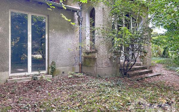 Maison à vendre    2 pièces •  La Varenne - Saint-Maur-des-Fossés