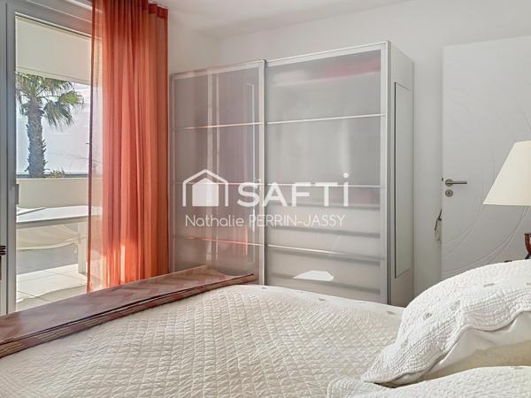 1ère ligne à Valras, T3 meublé avec stationnement