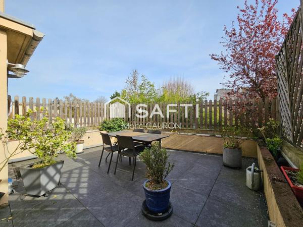 HYPER CENTRE CLOVIS/JARD 4CH TERRASSE ET 2 GARAGES