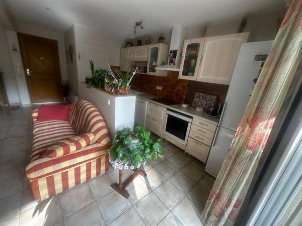 Appartement T3 sans travaux, Valensole 04210