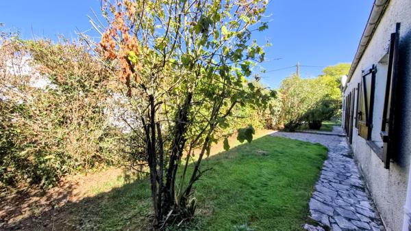 LA ROCHELLE – MAISON DE PLAIN-PIED À RÉNOVER AVEC JARDIN ET FORT POTENTIEL