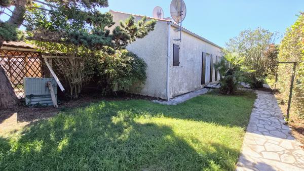 LA ROCHELLE – MAISON DE PLAIN-PIED À RÉNOVER AVEC JARDIN ET FORT POTENTIEL