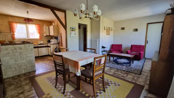 LA ROCHELLE – MAISON DE PLAIN-PIED À RÉNOVER AVEC JARDIN ET FORT POTENTIEL