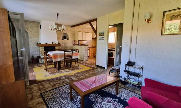 LA ROCHELLE – MAISON DE PLAIN-PIED À RÉNOVER AVEC JARDIN ET FORT POTENTIEL