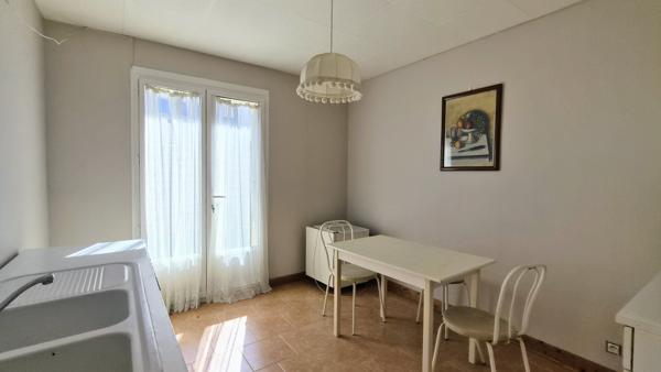 LA ROCHELLE – MAISON DE PLAIN-PIED À RÉNOVER AVEC JARDIN ET FORT POTENTIEL