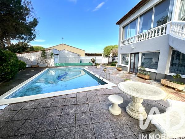 Maison à vendre 11 pièces 398 m² Narbonne