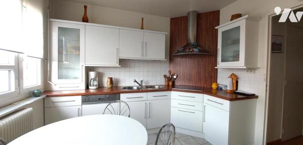 APPARTEMENT PLACE DU MARÉCHAL LECLERC 
